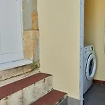 The Back Street Nest